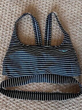 Speedo Endurance Lite S Small striped black & white swim bikini (top only)